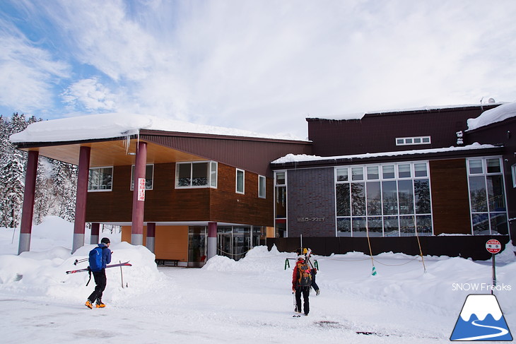 大雪山旭岳ロープウェイ 北海道最高峰でパウダーライド！